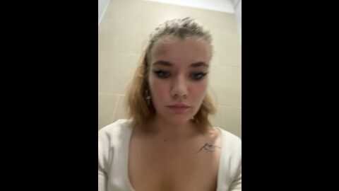 holy_tereza @ stripchat on 20231014