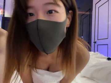 saki00hiro @ stripchat on 20231014