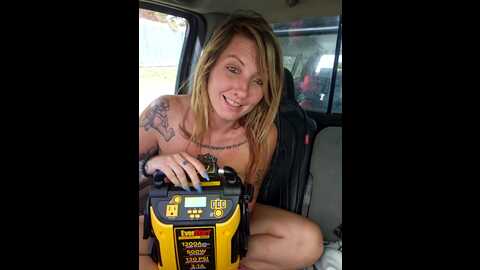 sheissomething @ stripchat on 20231015