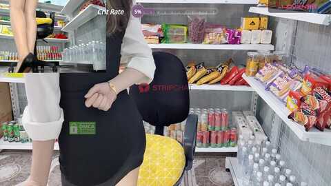 _7eleven_ @ stripchat on 20231017