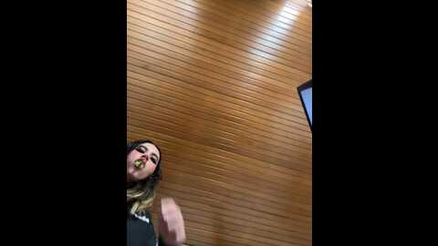 bubble_lu @ stripchat on 20231017