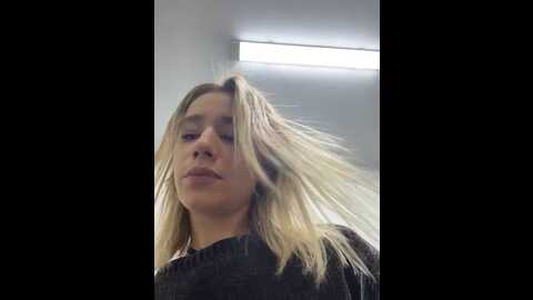 sssativa_model @ stripchat on 20231017