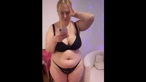 lilleambi @ stripchat on 20231018