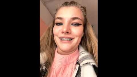 holy_tereza @ stripchat on 20231020