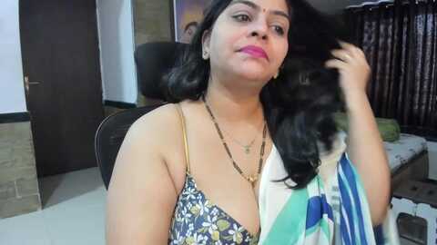 tarivishu23 @ stripchat on 20231020