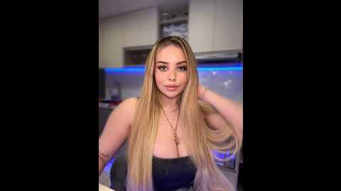 alirawrz @ stripchat on 20231022