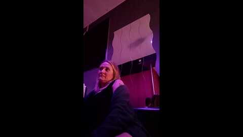 lady_charlyne @ stripchat on 20231026