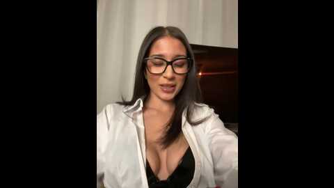 yasmine_khalifa @ stripchat on 20231026