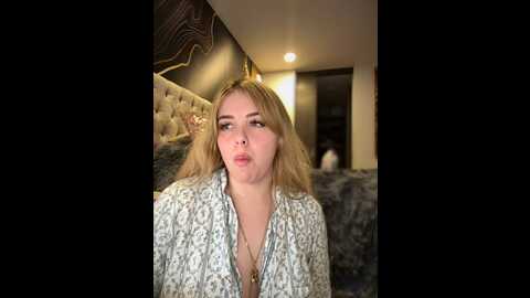 alirawrz @ stripchat on 20231027
