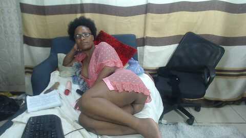 curvypear76 @ stripchat on 20231027