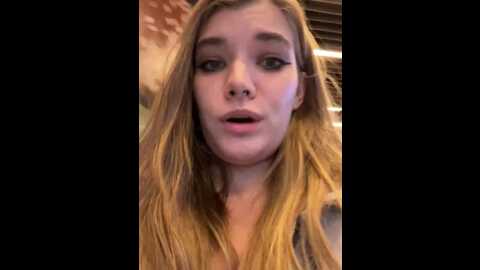 holy_tereza @ stripchat on 20231027