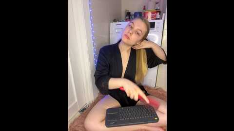 freiiaflower @ stripchat on 20231101