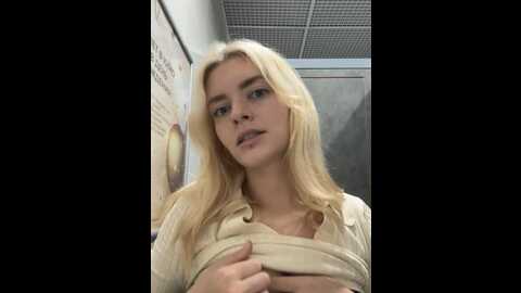 queendance @ stripchat on 20231102