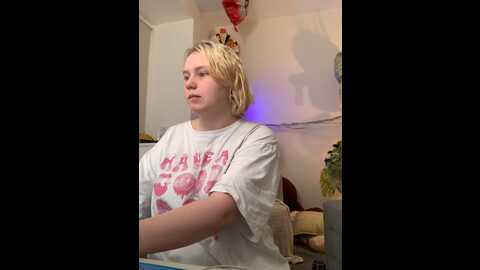 radiants_two @ stripchat on 20231102