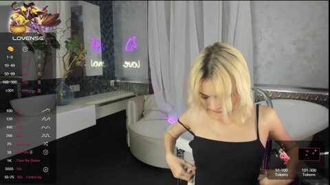 rosy_kriss @ stripchat on 20231102