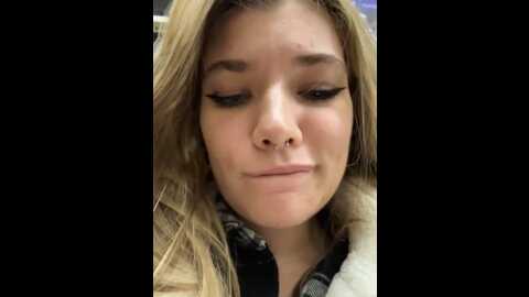 holy_tereza @ stripchat on 20231104