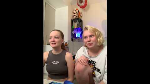 radiants_two @ stripchat on 20231104