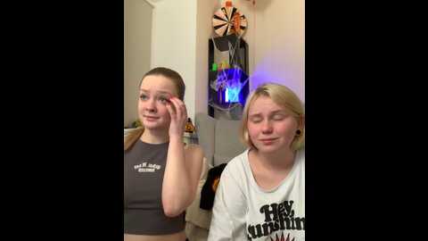 radiants_two @ stripchat on 20231104