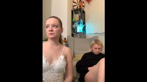 radiants_two @ stripchat on 20231106