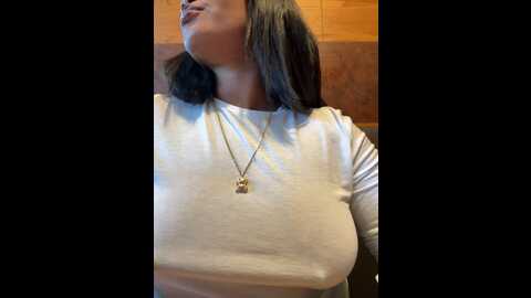 __nessa__ @ stripchat on 20231111