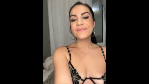 victoria_athena @ stripchat on 20231112