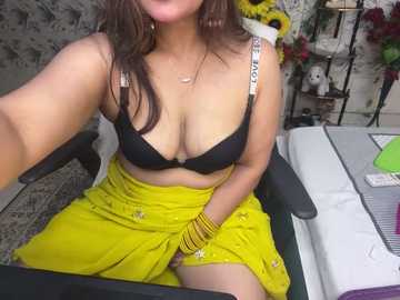 mahimagicdoll_desi @ stripchat on 20240922
