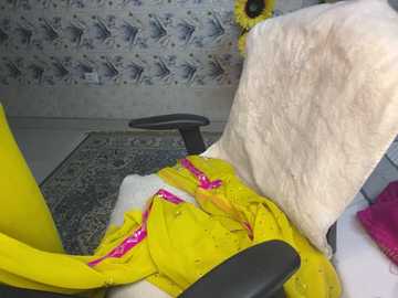 mahimagicdoll_desi @ stripchat on 20240922