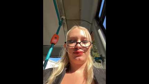 milkyy_wway @ stripchat on 20240922