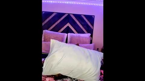 spotty_coochie @ stripchat on 20240923