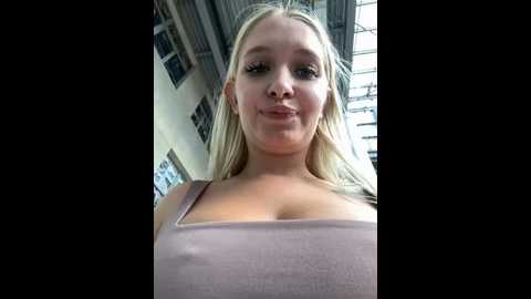 milkyy_wway @ stripchat on 20240925