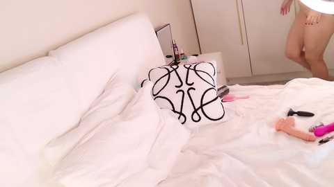 violett_queenn @ stripchat on 20240927