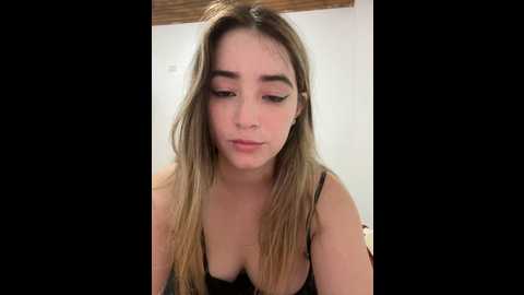 pilimartinez22 @ stripchat on 20240928