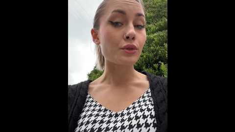 baby_brownie @ stripchat on 20241002