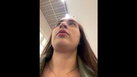 holly_play @ stripchat on 20241002