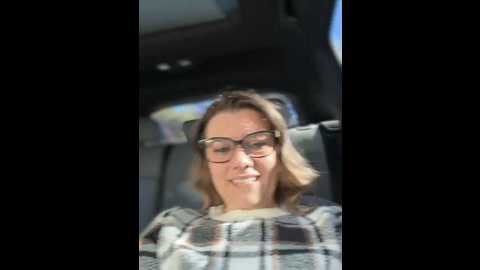 ladylena1 @ stripchat on 20241002