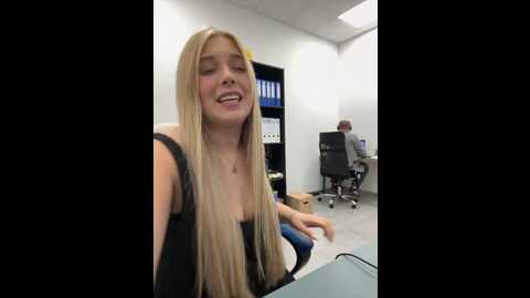 cherryauroraa @ stripchat on 20241003