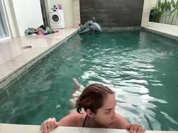 nura_n_sarah @ stripchat on 20241003