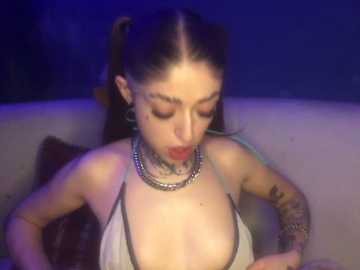 mollythompsonn @ stripchat on 20241005