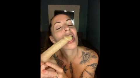 _hornytologue_