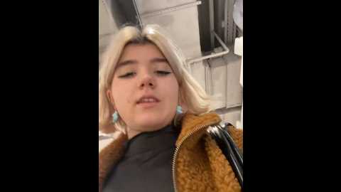 baby__naughty @ stripchat on 20241006