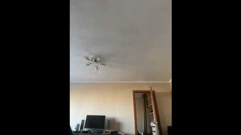 charming_evaa @ stripchat on 20241006