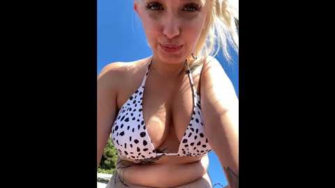 milkyy_wway @ stripchat on 20241006