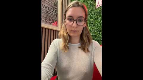 the_snowwhitee @ stripchat on 20241006