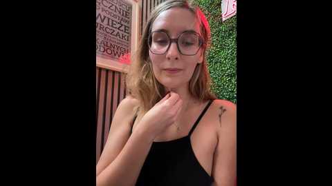 the_snowwhitee @ stripchat on 20241006