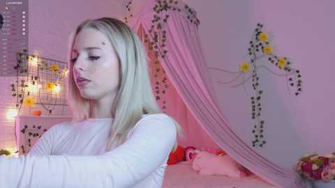 loraadoll @ stripchat on 20241007