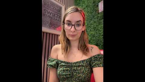 the_snowwhitee @ stripchat on 20241009
