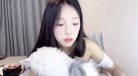 bella_175 @ stripchat on 20241010