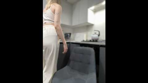 littlebitchess @ stripchat on 20241010