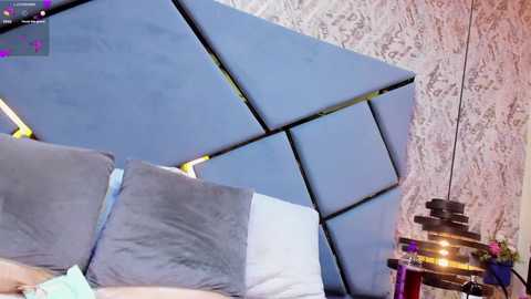 amber_tonny25 @ stripchat on 20241011