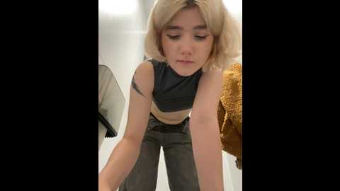 baby__naughty @ stripchat on 20241011